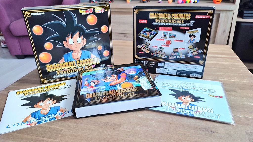 Dbzcollection's tweet image. Voici enfin arrivé à la maison a #DragonBall  #Cardass premium set box 7
Plus qu à scanner cela pour le site. 
#Songoku #Pan #Trunks #Dbgt #DragonBallGt #DragonBallZ