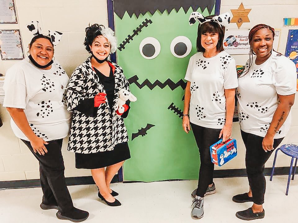geshunter1st's tweet photo. 101 Dalmatians 🐾 https://t.co/SnhVUgJngD