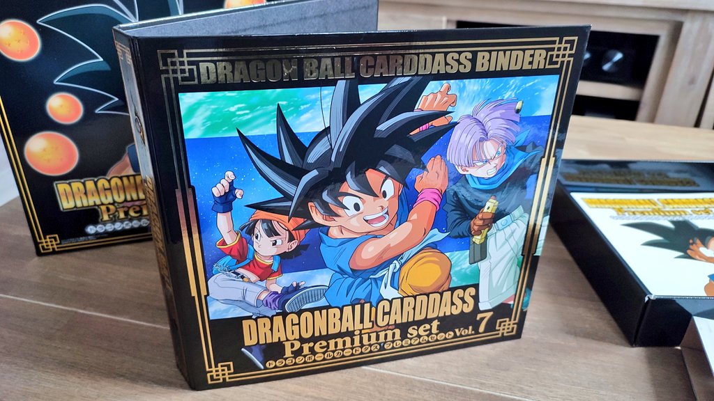 Dbzcollection's tweet image. Voici enfin arrivé à la maison a #DragonBall  #Cardass premium set box 7
Plus qu à scanner cela pour le site. 
#Songoku #Pan #Trunks #Dbgt #DragonBallGt #DragonBallZ