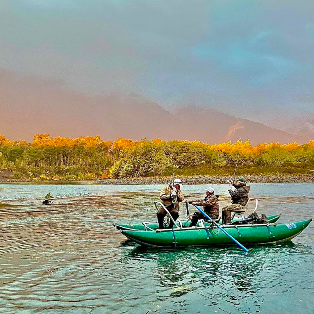 chiletravel's tweet photo. Relaxation and connection with nature: that is what recreational fishing offers. In Chile, there are numerous rivers and lakes to learn or practice this sport. Some of the best are the rivers Riñihue, Yelcho, Fuy, and Cochrane, among others. #ChileIsBack #PlanTravelToChile https://t.co/bmBPXQnFvw