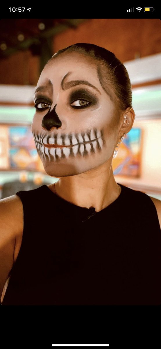 some light work for my girl  @clarkevfinney on today’s @GreatDaySA 💀🖤