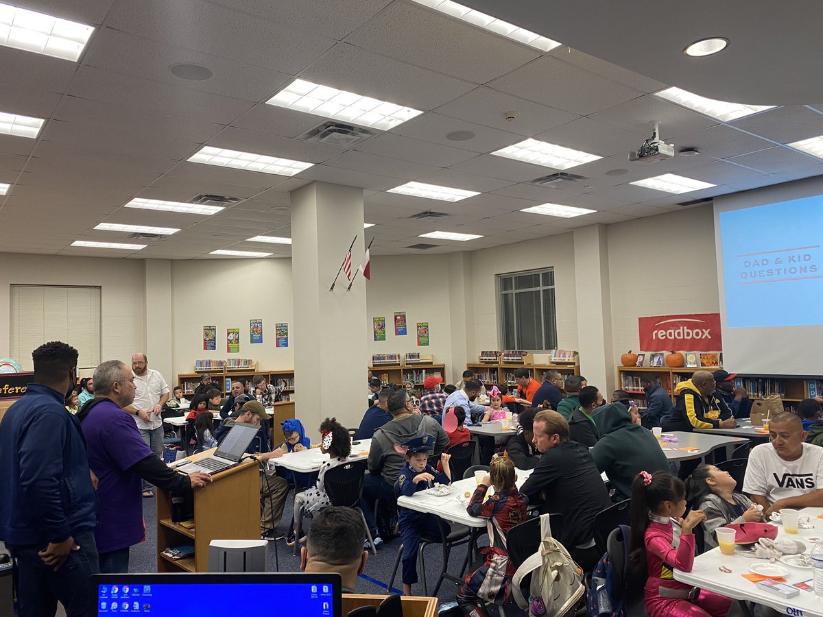 NISDOHT's tweet image. Great turnout for our first All Pro Dads meeting! #OHTreunited #dadsrock #hubofthecommunity @AllProDad @NISD