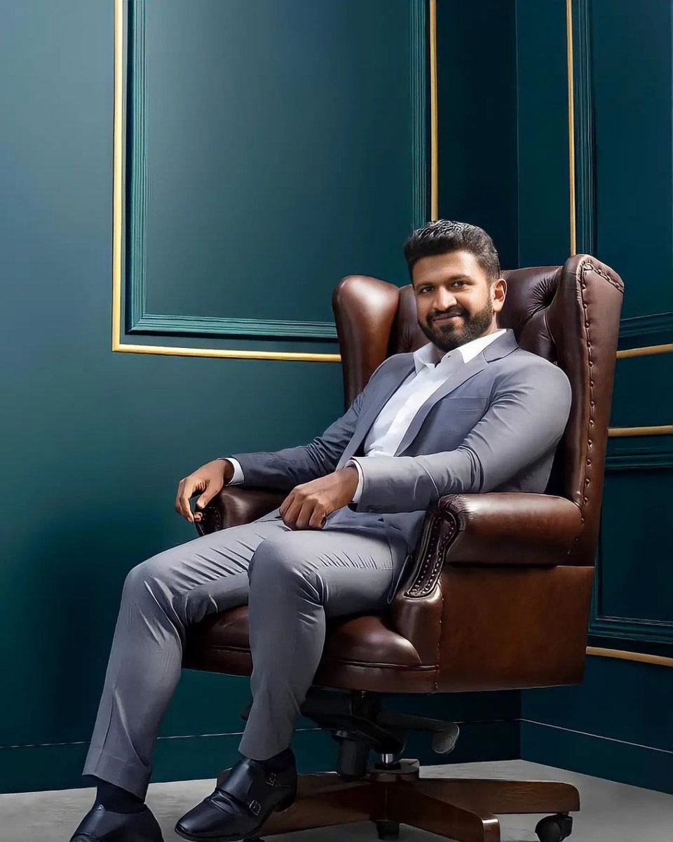 SakshamKumarS10's tweet photo. #PuneethRajkumar #Appu #James #Dvitva #Sandalwood #Rajakumar Our #AngelHero and #PowerStar Puneeth Rajkumar is no more, You will be deeply missed, such a down to Earth person u were, #RestInPeace, #OmShanti, ๐๐ป๐๐ป #GoneTooSoon Hero #RIPPuneethRajkumar condolences to the family๐ญ๐ญ https://t.co/AWv4gM56J9