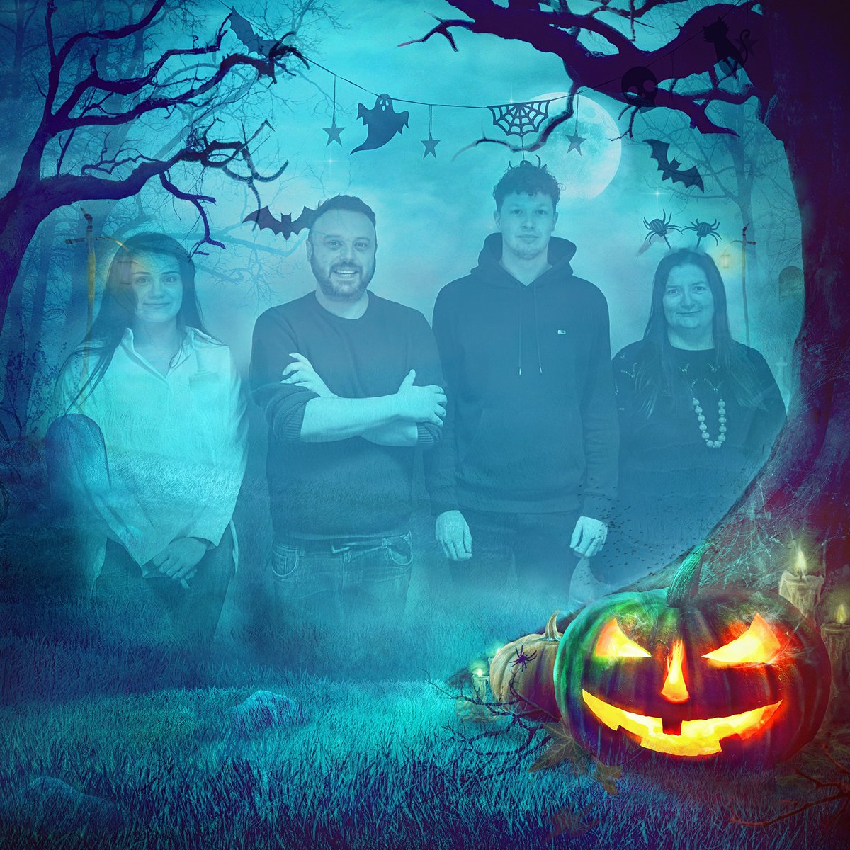 DesignByThrive's tweet photo. Wishing you all a happy halloween weekend from the Thrive team! 

As you can tell, we went all out on our costumes this year! https://t.co/X9JXIuXRhX