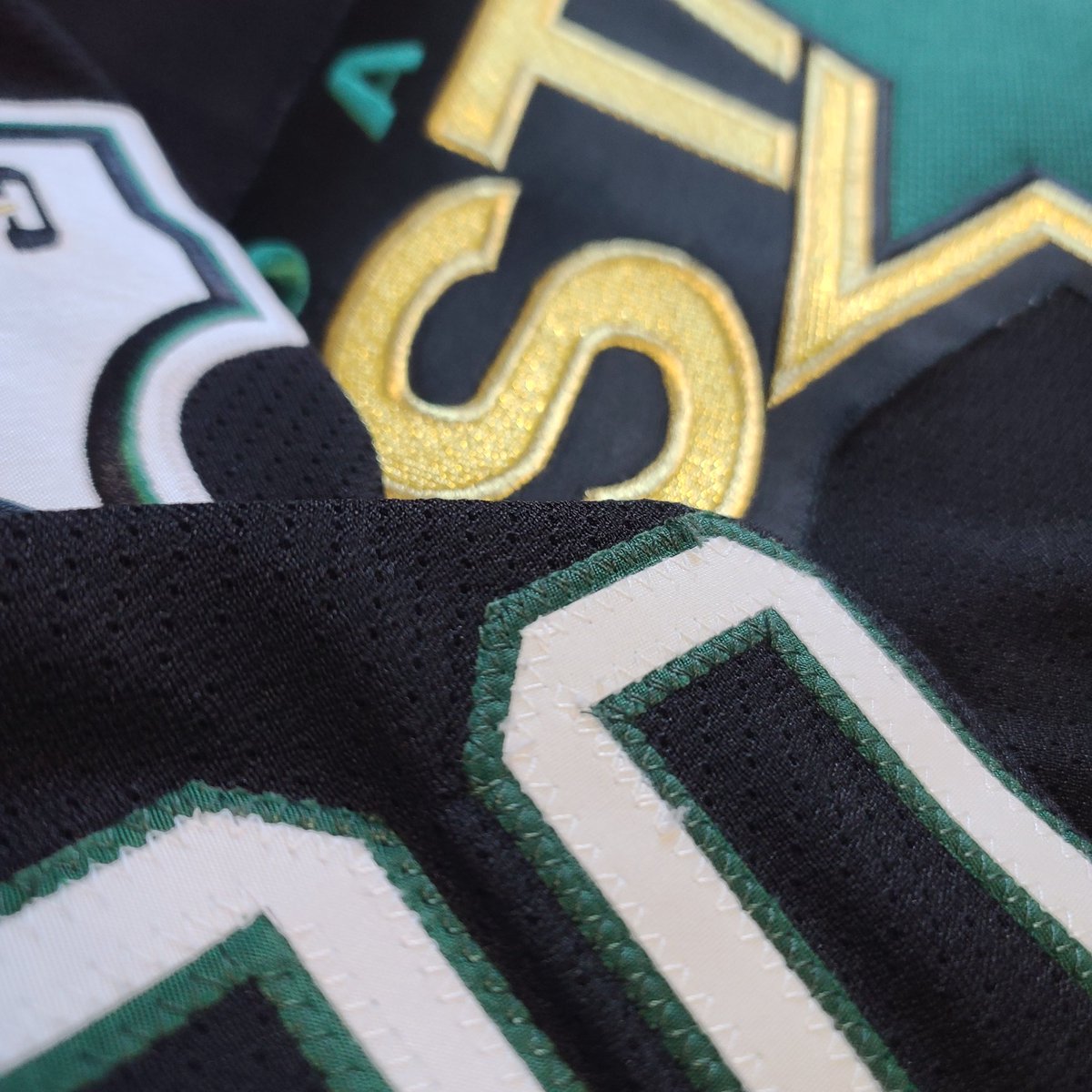 PVJerseys's tweet photo. ๐จNew round of #PVFinds coming Monday!๐จ
1997-98 CCM Eddie "The Eagle" Belfour Dallas Stars Authentic jersey! ๐ @GTAC13JERSEYS special, coming in ๐ฅ as always! Thank you sir!
What's the latest addition to your collection? #TexasHockey #PVsPC #PVFinds #HockeyTwitter https://t.co/A2m6vOtjkG