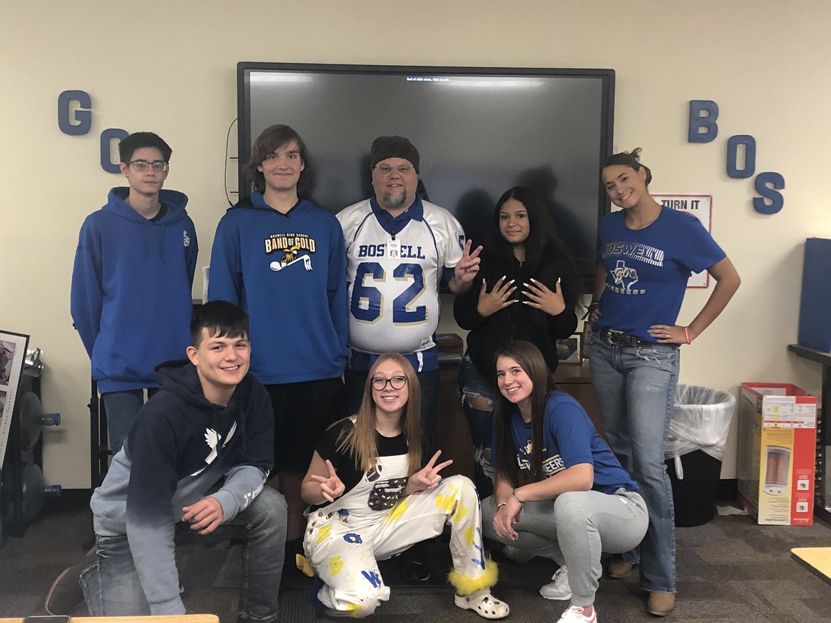 1995Pioneer's tweet photo. Honored to be wedged in to a Bos jersey (as Shirley MacClaine said, “looks like two pigs fighting under a blanket”)! We have spirit, yes we do! We have spirit, how ‘bout you?! Proud of y’all! 💙💛🤍 #bospride #bosproud #Lister62 #livingalegacy #bos60yearsstrong #SherryStrong https://t.co/dWT1BX7G8R