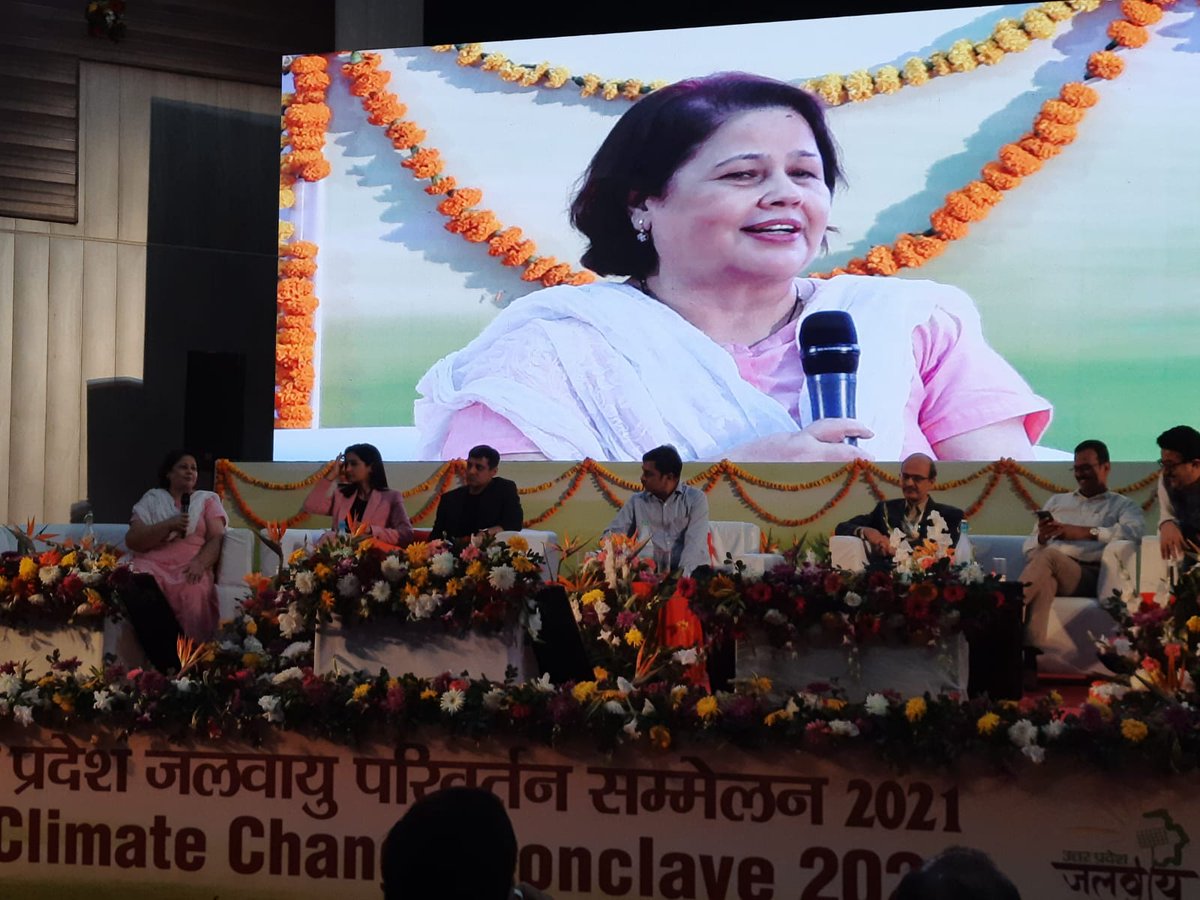 seemajaved's tweet photo. On the global platform, India is implementing one of the most ambitious renewable energy programmes in the world.Yet the media has failed to give climate change enough attention, and push more nuanced conversations.
#UPCCC21
#AbhiNahiToKabhiNahi
#UPClimateChangeConclave https://t.co/QlQuPQ2qbW