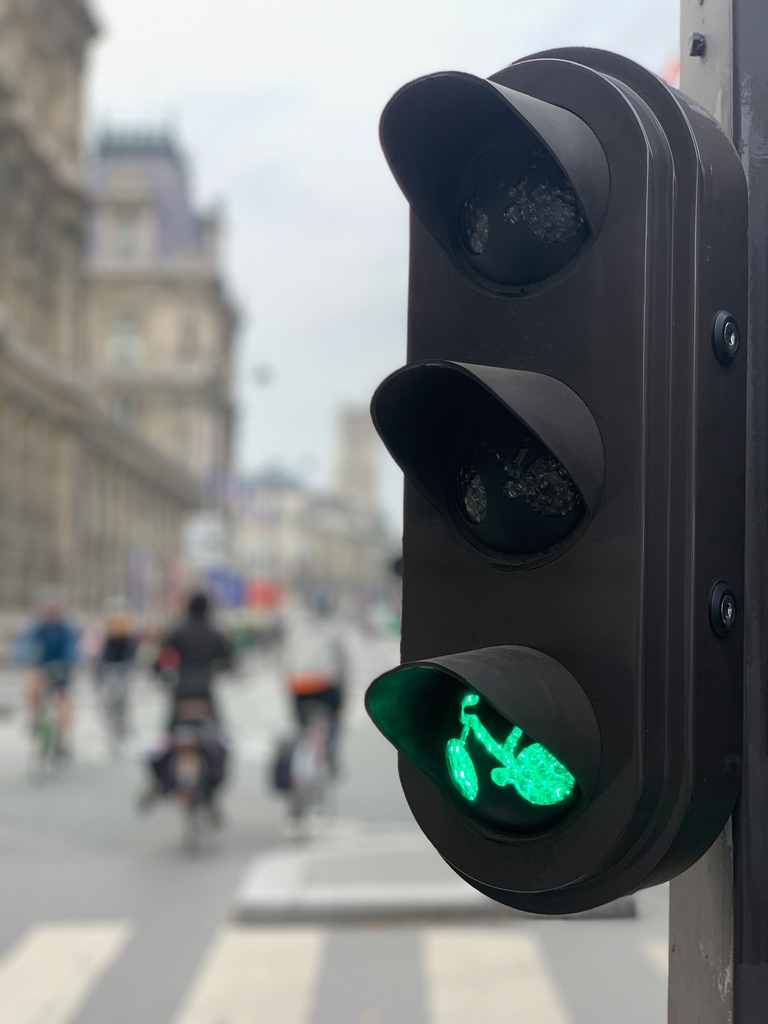 biketoeverythng's tweet photo. I want to see more dedicated bike traffic lights! Here's one on Rue de Rivoli in Paris
https://t.co/IBGe4bxa4i
-
-
-
#paris #ruederivoli #france #bikecommuters #bikecommuting #commuting #commuters #bikelovers #biking #biketoeverything #biketowork #nobikenolife #cycling #bikelane https://t.co/3TtSYkJ8Vn