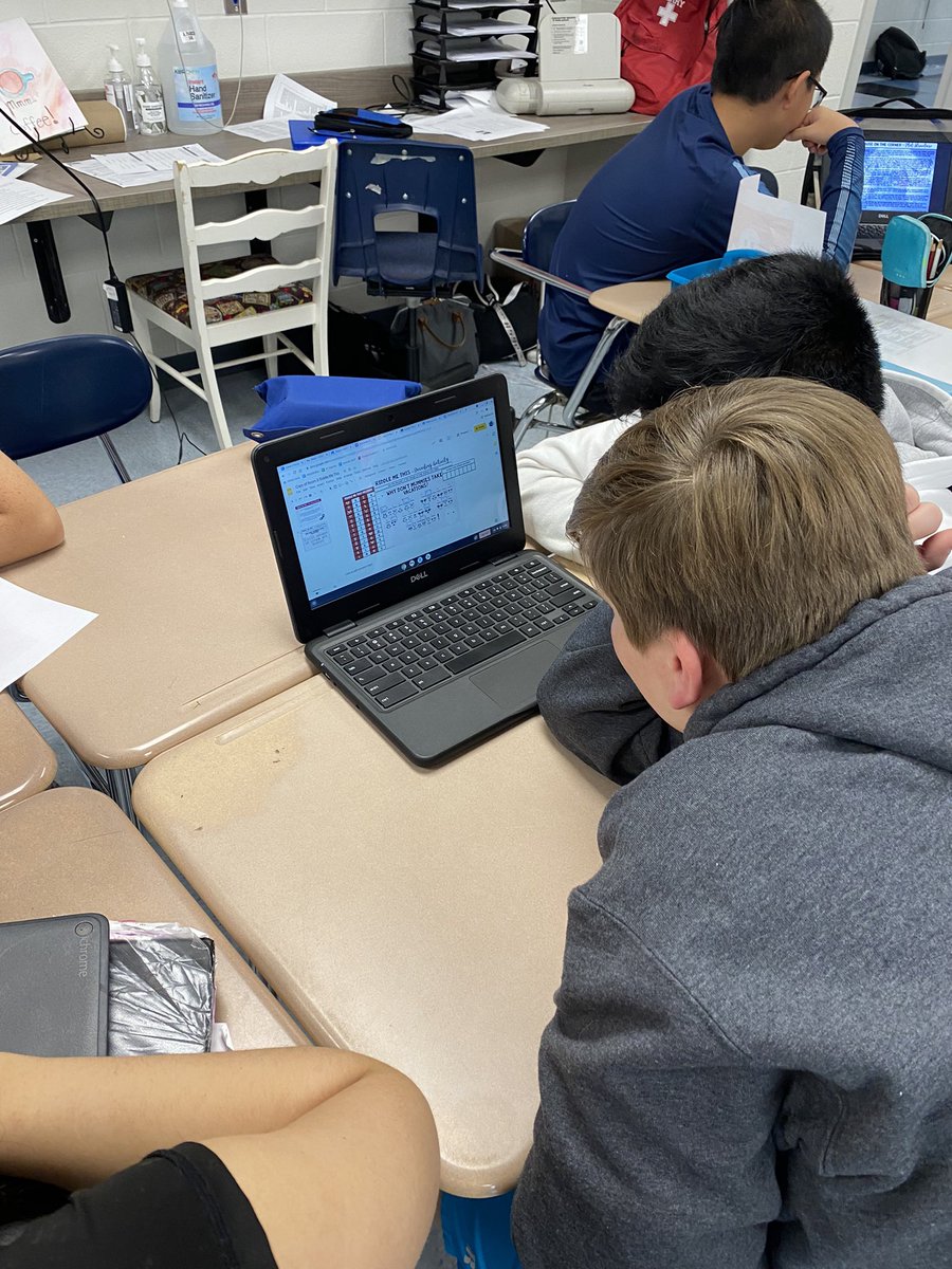 AlisonDParker's tweet image. Reading Comprehension Halloween 🎃👻 Digital Breakout