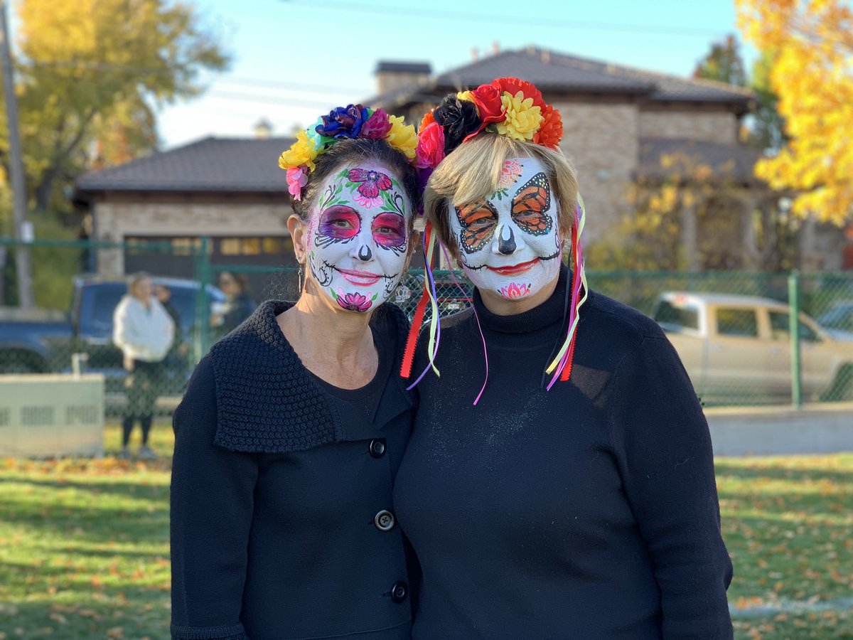 Graland's tweet photo. Happy Halloween from Graland faculty and staff! 🎃 #GoGraland https://t.co/tWUrxaFTJr