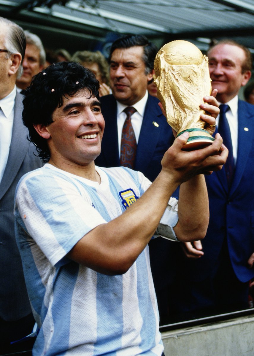 Donde quiera que estés, ¡FELIZ CUMPLE DIEGO! Te extrañamos, siempre 💔