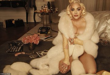 マドンナ マリリン モンローの死を彷彿とさせる写真が物議を醸すことに Nme Japan