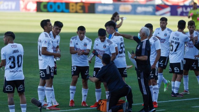 Cooperativa's tweet photo. Colo Colo tiene un nuevo caso sospechoso de Covid-19 y jugó ante Audax #CooperativaContigo https://t.co/v3dsBOFZ7b https://t.co/sHyPK7aw0f