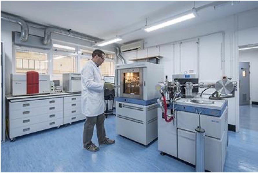 PhD project in my group  - Thermal sensitivity of field metabolic rates of marine fishes across global latitudinal gradients. Come and use cutting edge tools to study fishes from polar to tropical seas! With <a href="/UoS_OES/">UoS OES</a> and <a href="/BAS_News/">British Antarctic Survey 🐧</a> details: tinyurl.com/y86u8exe