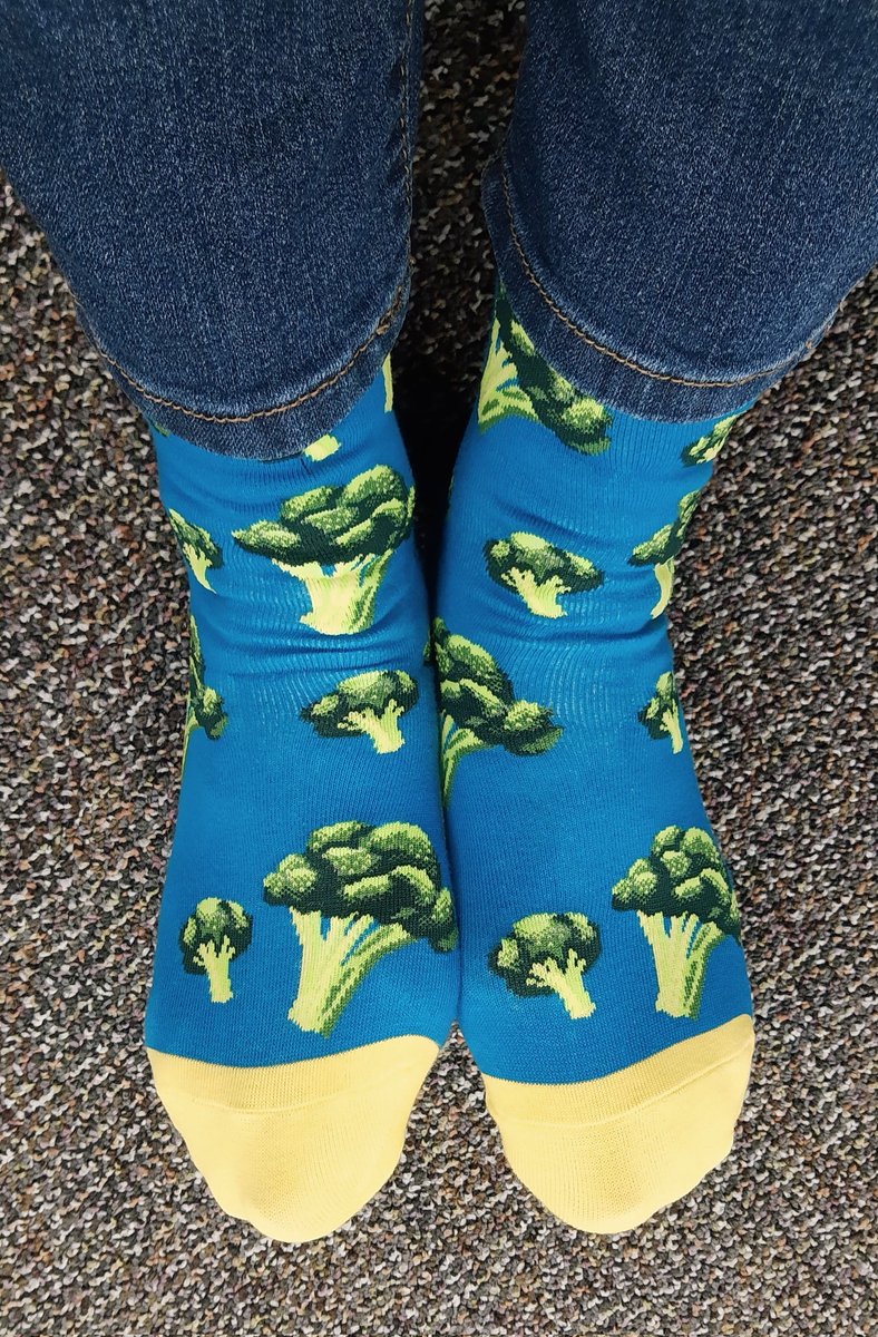 mariamin59's tweet photo. #FunkySocksFriday veggies to balance out the weekend Candy π¬ chocolate π« and popcorn πΏ@1075daverocks and @SocksWaterloo https://t.co/1GCaDzQL3X