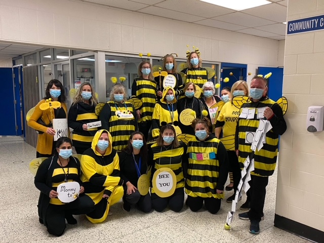 DrCharlesBestPS's tweet photo. Halloween Spirit Day at Dr. Charles Best! #thatsdcb #haltondsb https://t.co/ZJ9pTp0Ku1