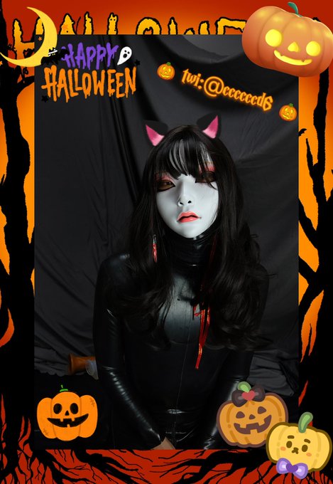 TRICK OR TREAT 😘🍭😈  #halloween2021 #latexdoll https://t.co/Rrg9DIPHxf<a href="/tag/halloween2021"class="tags">#halloween2021</a><a href="/tag/latexdoll"class="tags">#latexdoll</a>