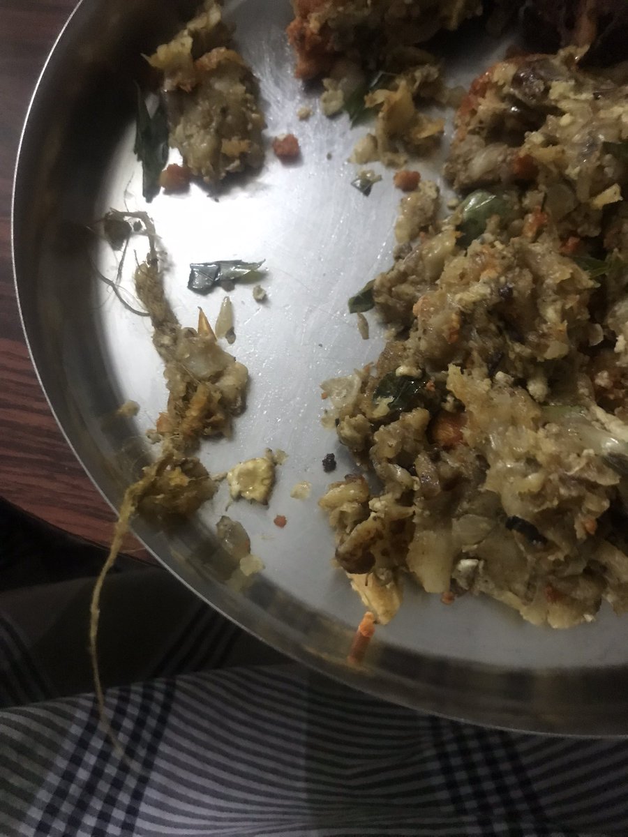 ArunKumarMC13's tweet photo. @swiggy_in Look at what got with my recent order.
Your support team is asking me if I would like a replacement or refund?! https://t.co/MeWQRsSDkq