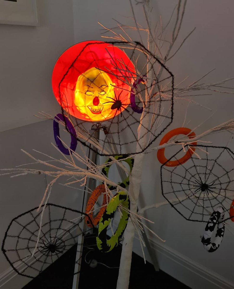 MaithDesign's tweet image. Ghostly Greetings from us to you!
#halloween2021 #HalloweenParty2021 #trickortreat