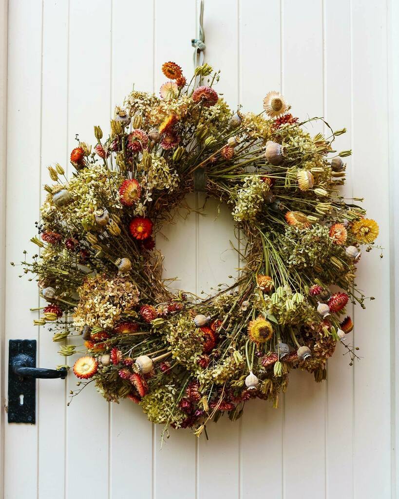 What have our Autumn 🍂 everlasting wreaths got to do with COP26?
.
.
In a word Everything! Wreaths sustainably created with locally grown dried flowers is the way we’ve decided to grow- pun intended…..
.
.
.
As a flower business you’d think we’d be i… instagr.am/p/CVnjjhYMFOE/