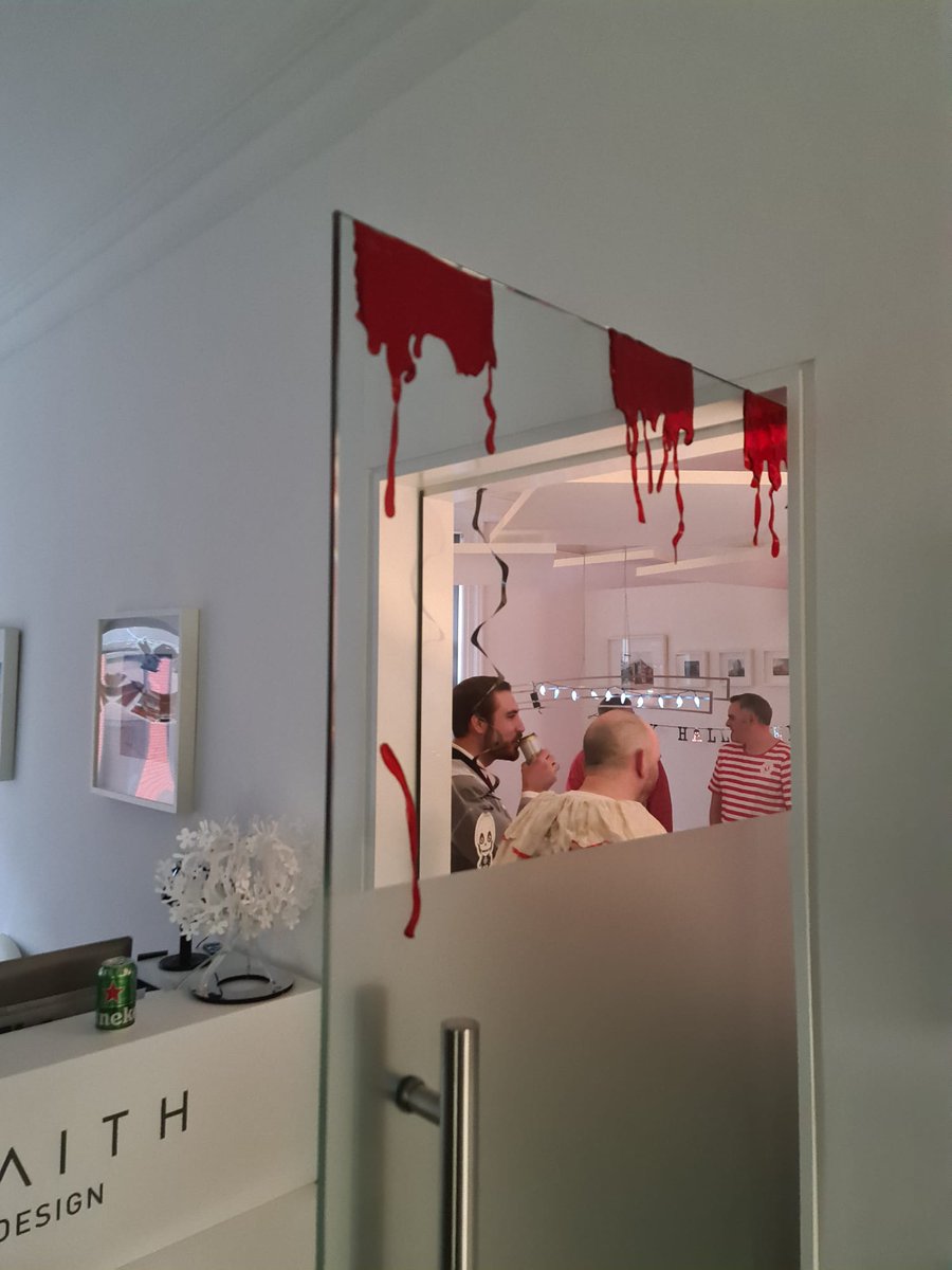 MaithDesign's tweet image. Ghostly Greetings from us to you!
#halloween2021 #HalloweenParty2021 #trickortreat