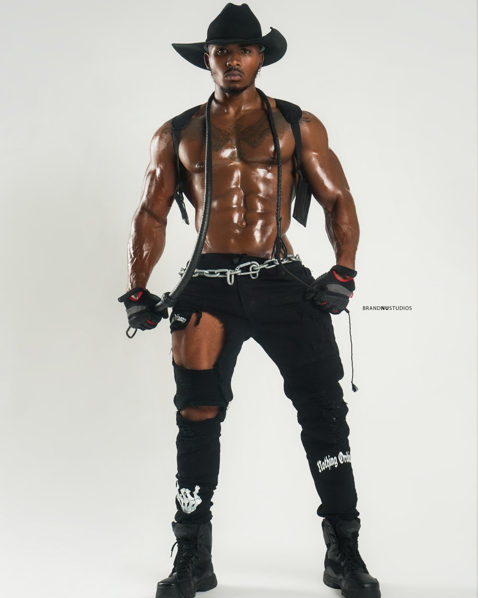 mr_ewilliams23's tweet photo. Save a Horse Ride a Cowboy..😈
https://t.co/8Fr9ujV8Cb
⚠️⚠️⚠️
#TOPMALEMODEL #ADONISTHEENTERTAINER #KINGADONIS #ADONIS #MCM #FITNESS #GYM #MODEL #MALEMODEL https://t.co/6MzTbVbkCj