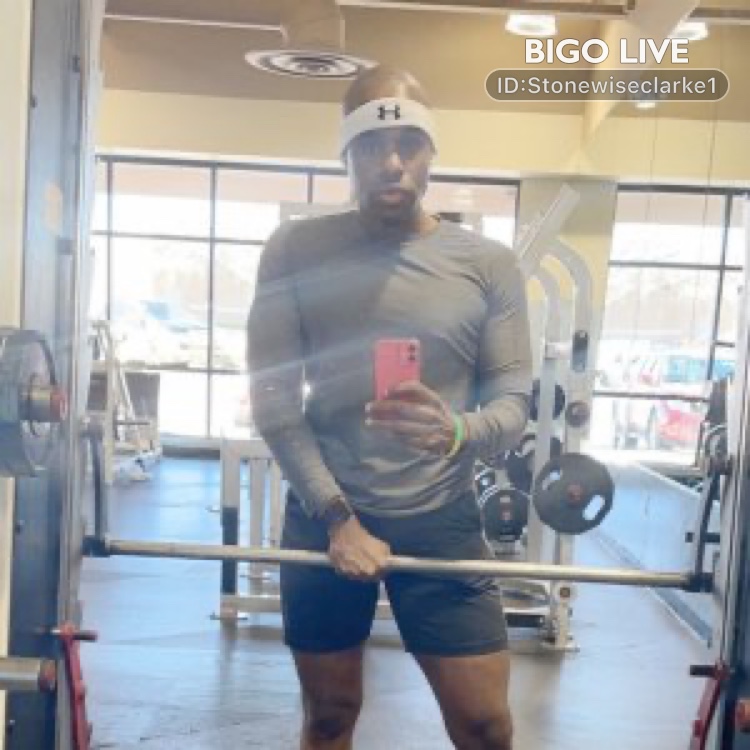 mcenzy44's tweet photo. Come to chat in ⚡️StoneMaximoff's LIVE room and earn bonus! New users fill in my invitation code 126322241 and find more surprises!
https://t.co/35Qjh4exCa https://t.co/uNPXRRIJXy