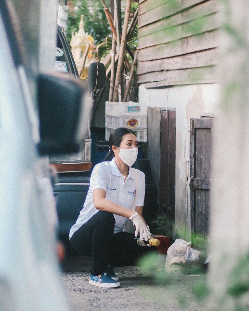 Ariszabimmm's tweet photo. #ลาดกระบังต้องธีรรัตน์ ไม่เกินจริงเลย ไม่ว่าจะน้ำไหล ไฟดับ น้ำท่วม และอีกมายมาย คุณเค้าไปทุกที่ รวดเร็วตลอด พี่อิ่มเป็นคนที่ใส่ใจประชาชนมาก ๆ ขอบคุณทุก ๆ คะแนนเสียงที่เลือกพี่อิ่มนะคะ ดีใจแทนชาวลาดกระบังเลยค่ะที่มี สส. ที่ใส่ใจประชาชนมากมายขนาดนี้🥺🙏🏻 https://t.co/9eQ5mmlrQS