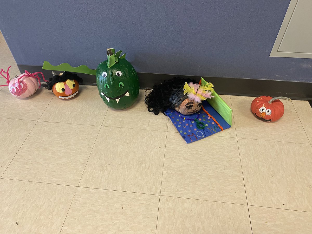 &amp;  how cute are these pumpkin book reports !?