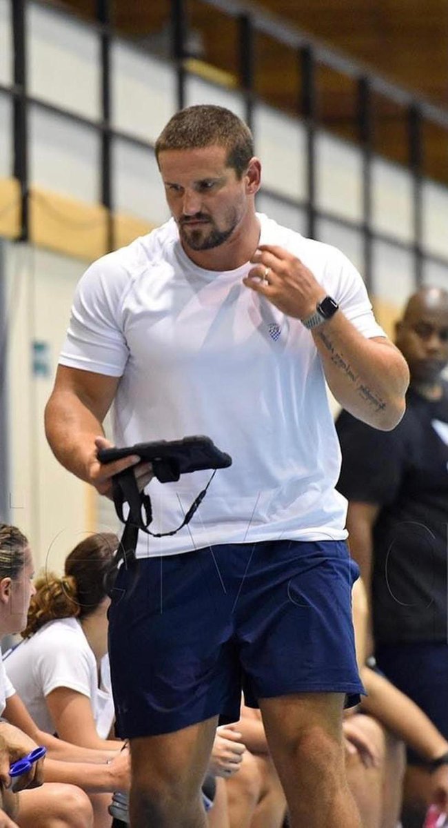 Aunis va croiser la route de Florent Gibouin, un ex-Rochelais désormais préparateur physique à Pessac sudouest.fr/sport/handball…