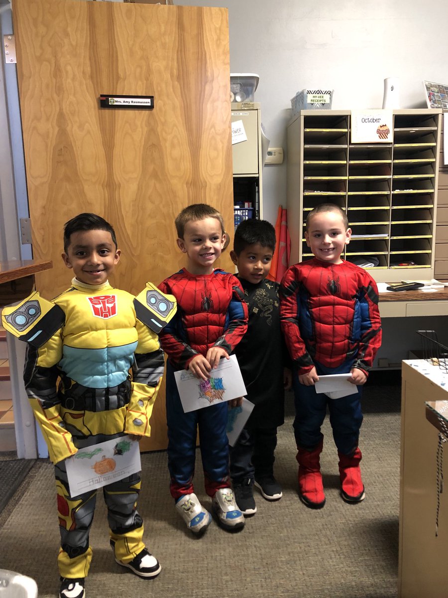 Liz Hoselton tweet media