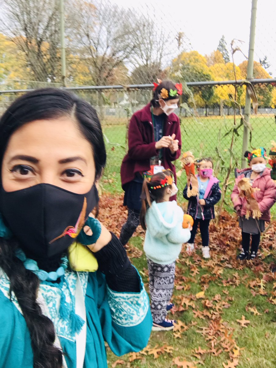 If we can go to the pumpkin patch, the pumpkin patch come to us… me and my teachers created this for our little ones. Best team ever! Go Clarendon! 🧡🌽🧡🌽🧡<a href="/PPSHeadStart/">PPSHeadStart</a> <a href="/PPSConnect/">Portland Public Schools</a>