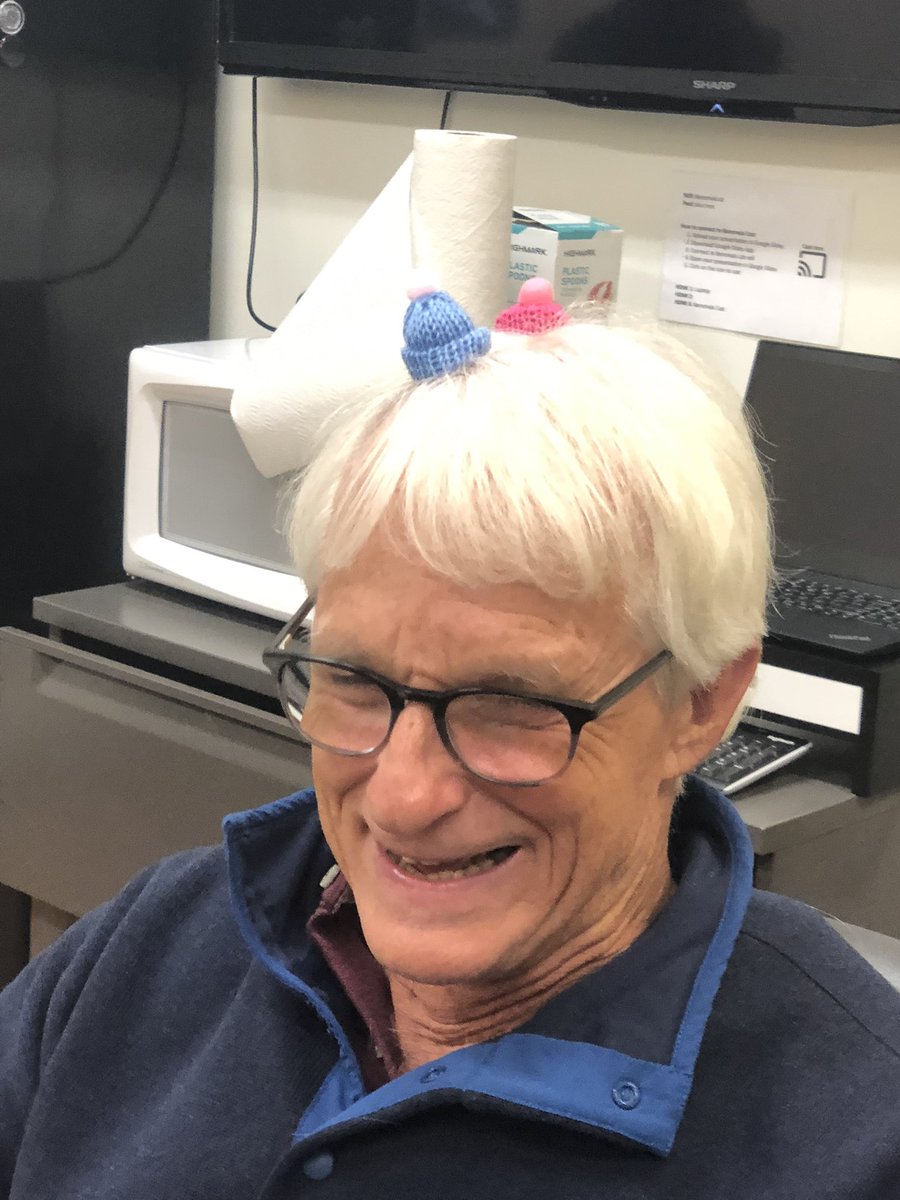 olutz8's tweet photo. When your BMI subject let’s the grad students play dress up with him @slimanjbensmaia @AntonSobinov @John_E_Downey @liza_okorokova #labshenanigans #BMI https://t.co/Wyo1mKEBgY