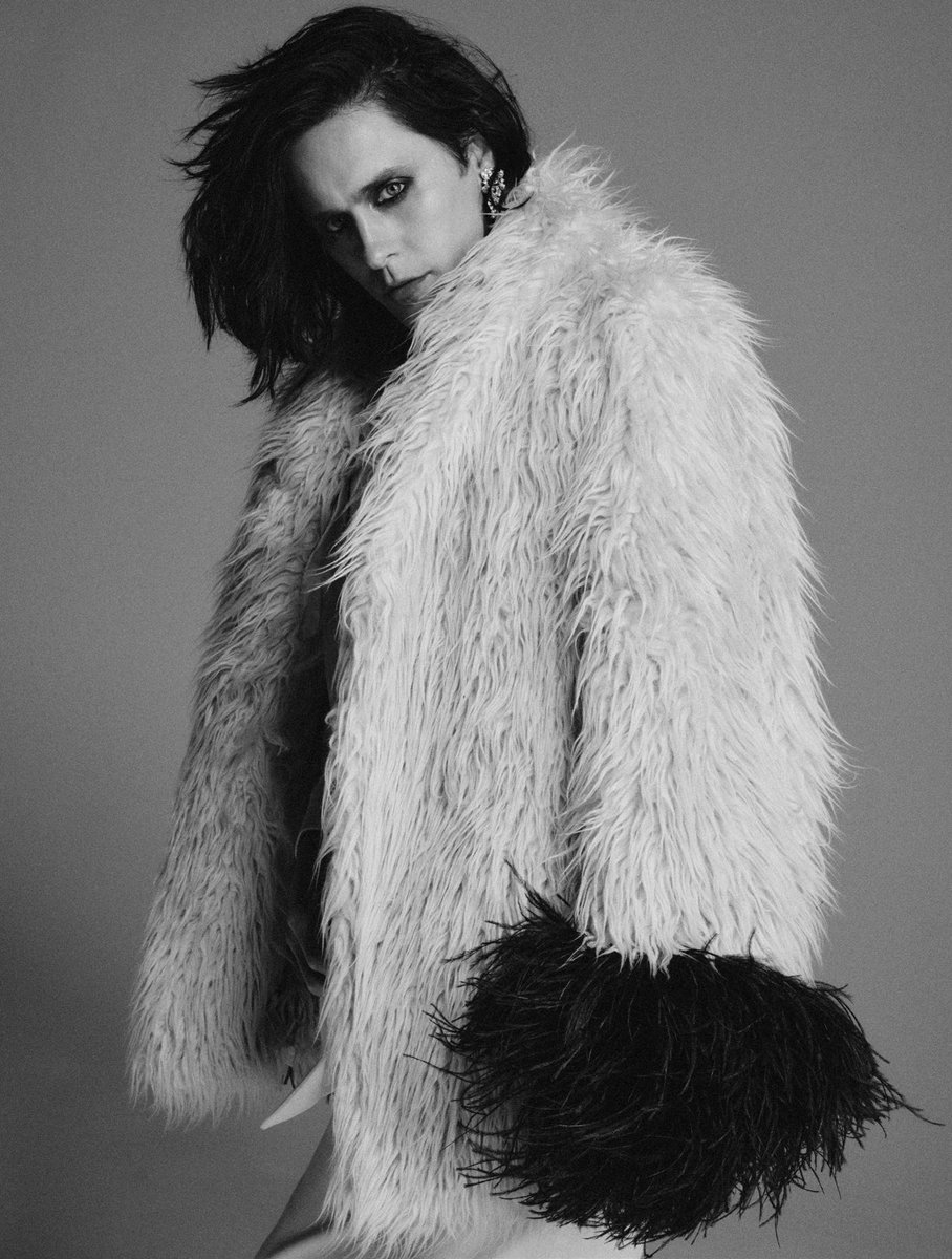 女性情報誌 Vogue Greece November 2021 Jared Leto 🖤🤍 Vogue Greece