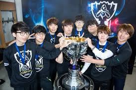 lofsen's tweet image. 8 years, 9 lck titles, 2 msi titles and 3 world trophies and still looking to get one step closer to adding another one tomorrow 

T1 is simply built different #T1WIN  #T1Fighting
