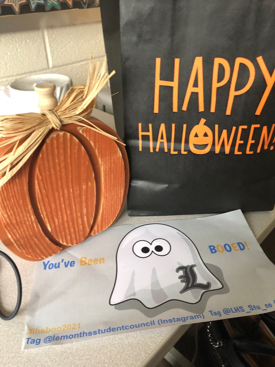 I have been Booed!! Perfect way to end the week!! Just what I needed 🧡
Thank you to my students and to
<a href="/LHS_Stu_co/">Mrs. Kupchek</a>