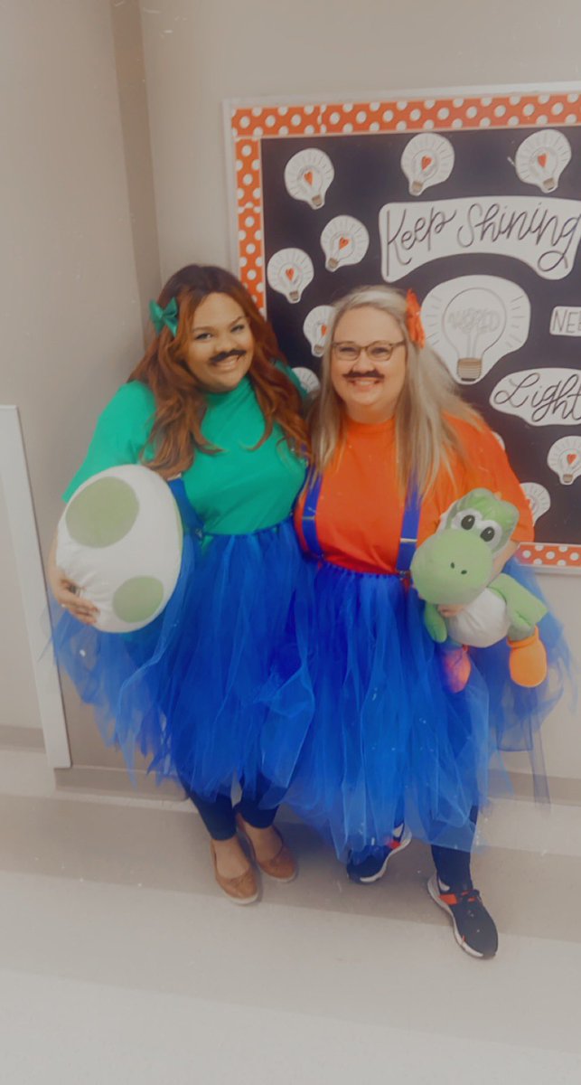 steeleKAE1st's tweet photo. We are often confused for each other so we decided to be Halloween buddies 🎃👻 @KA_Knights #kimberlinshines https://t.co/JMhSLRfhth