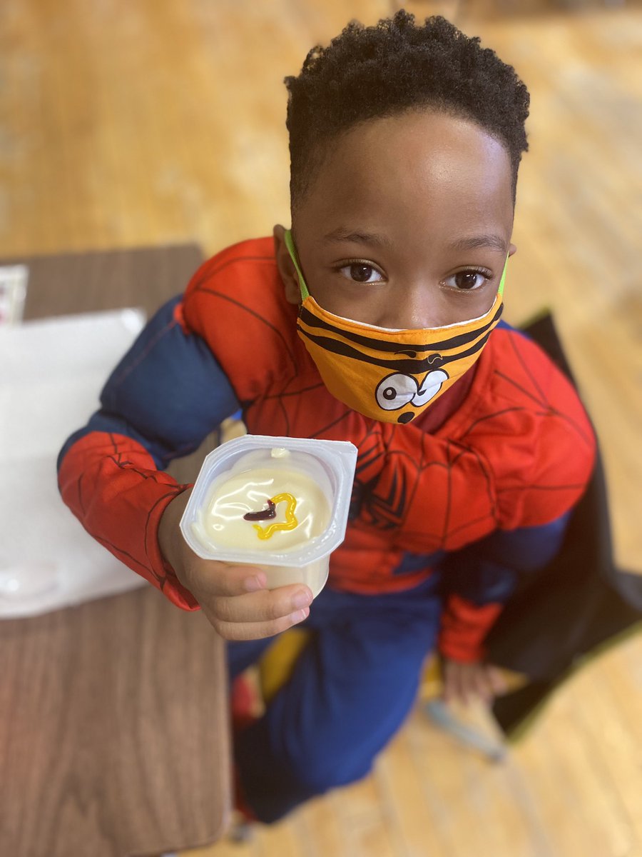 We took a vote and the favorite fall color was orange and the favorite snack was pudding. So we learned that yellow and red make magic… or orange! 😊 We colored our pudding cups!!! <a href="/ClevelandCSS/">Cleveland Street School</a> <a href="/ops_district/">Orange Public Schools</a> <a href="/Gerald_Fitzhugh/">Gerald Fitzhugh II, Ed.D. 👌🏾♦️👌🏾♦️KAY</a>
