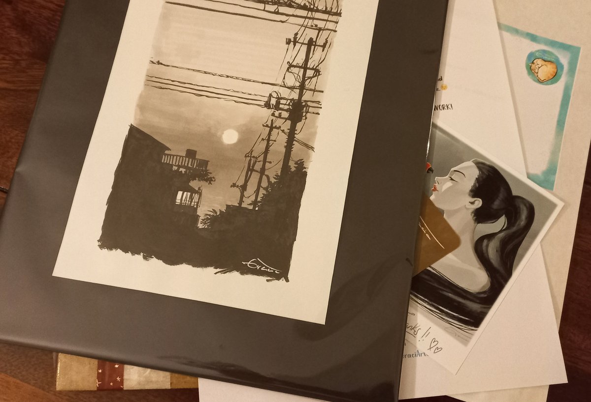 Happy to know that some of my pieces have arrived to their new homes🤗I'm also super-lucky and thankful because their owners are extremely nice people!💚
Visit my <a href="/Etsy/">Etsy</a> shop for more: etsy.com/shop/GraciArtS…
#originalart #illustration #spooky #ghosts #hauntedhouse #witch #stoker