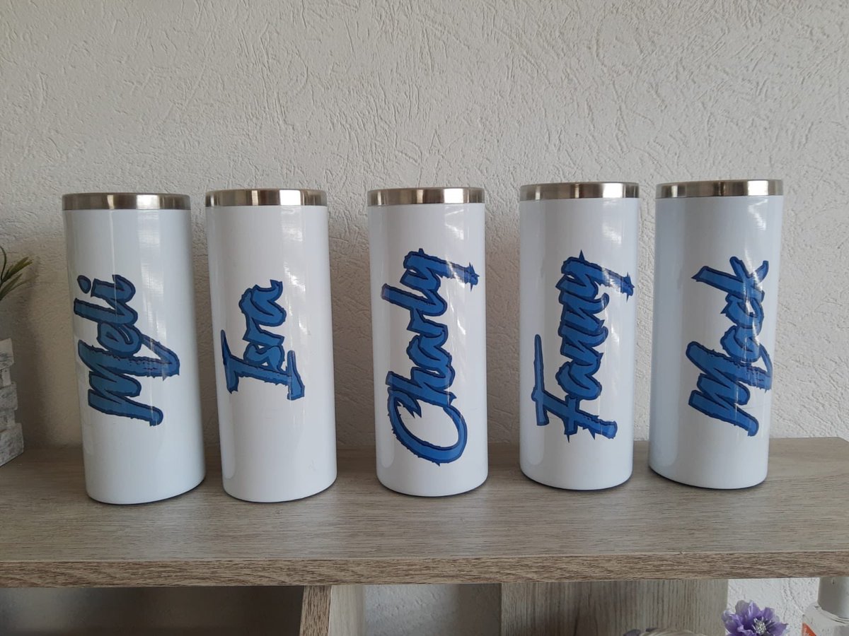 MamotStudio's tweet photo. Con regalitos así, hasta da gusto trabajar. Nuestros miembros del equipo lo saben!! 

Síguenos en redes sociales!
Facebook-Mamot Studio
Instagram-mamotstudio
Tiktok -MamotStudio
YouTube-Mamot Studio https://t.co/pG4ZZlmzIS