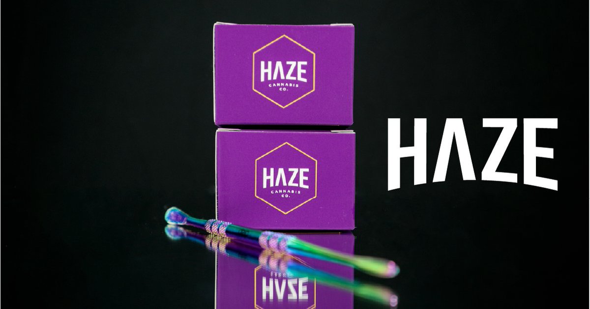 hazecannaco's tweet photo. You know what time it is 😈 Happy Friday!

#Friday #Haze #TransparencyIskey #Extraction #Lab https://t.co/NdCkTGKbO0