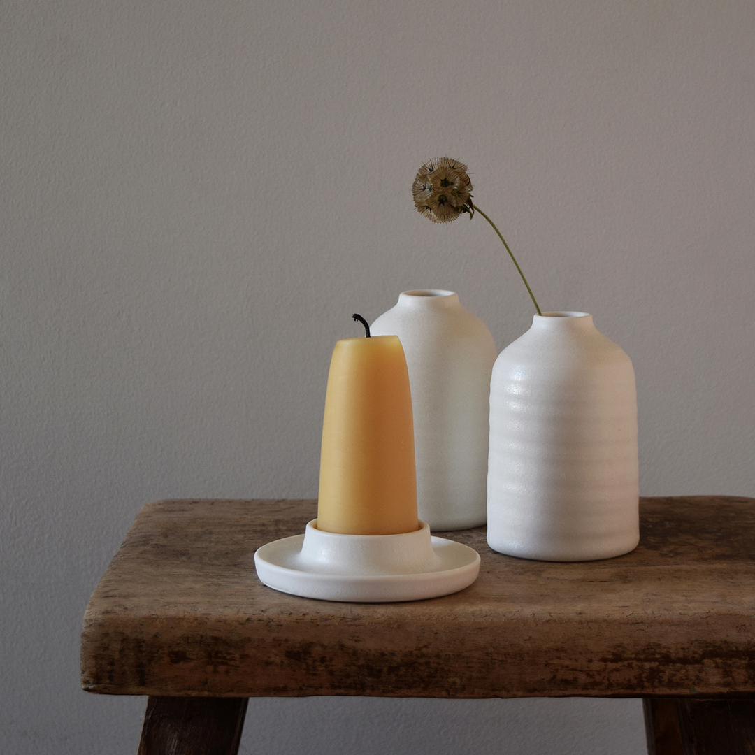 I've just added these gorgeous handmade porcelain candle holders and bottle vases to our shop. Each piece is wheel thrown by Katie Robbins <a href="/ceramicmagpie/">Katie Robbins</a> Perfect for cosy nights in #handcrafted #ceramics #shopindie #justacard lewesmapstore.co.uk/collections/ce…