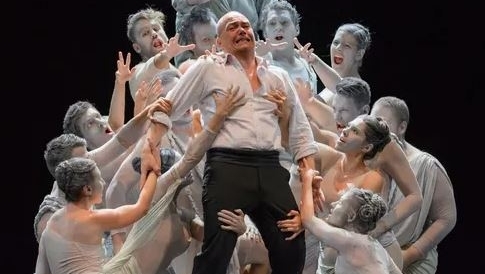 Oh hey! #onthisday in 1787 was the #premier of Mozart's #DonGiovanni! We're not sure what's spookier, The Commendatore's ghost, dragging Don G to hell for being such a dick, or how big a dick Don G was.