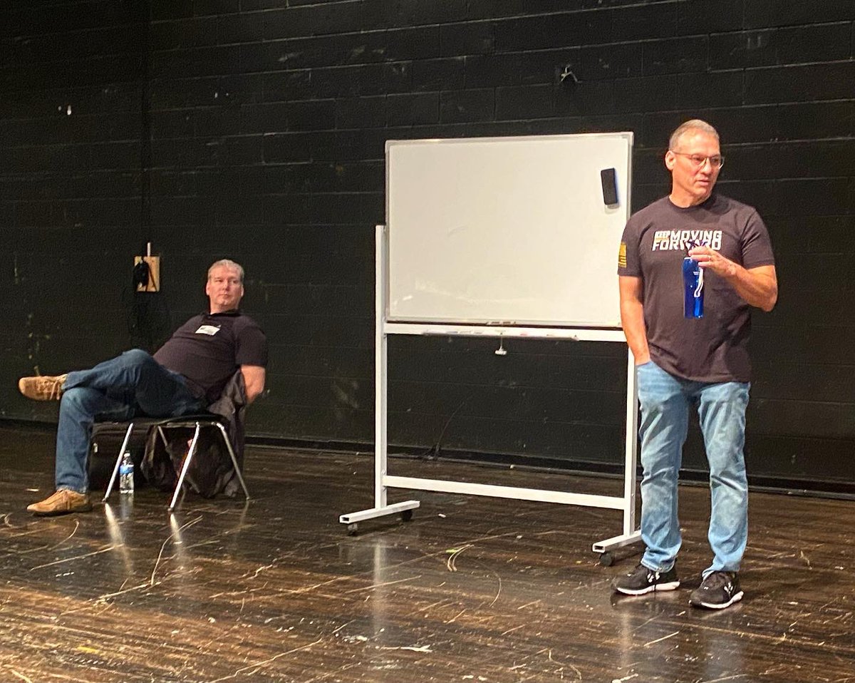 MHSColdCase's tweet image. And that’s a wrap! We just finished our week long training session with Mr. Carstensen we are so incredibly grateful for this opportunity and we can’t wait to apply what we have learned with our personal cases! (Check out our Instagram for some more pictures 📸🔦)