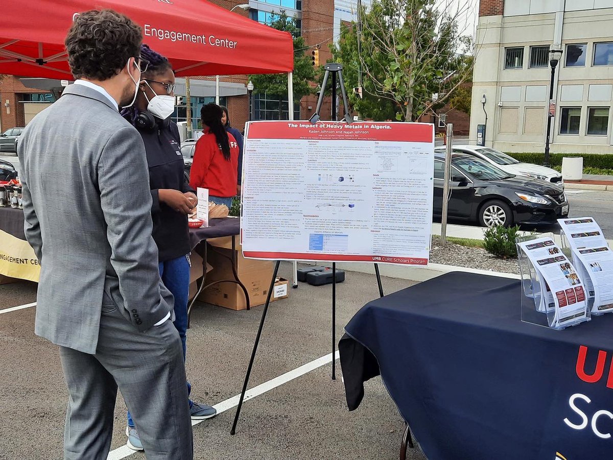 UMB_CURE's tweet photo. We attended the grand opening of the UMB Community Engagement Center yesterday!
Congratulations to Najah Johnson from cohort 3 who presented her research poster on “The Heavy Metals in Algeria” at the event.
#UMBCure #UMBaltimore #CECOpening #UMBFounders22 #NIHSepa https://t.co/N4opfusyOk