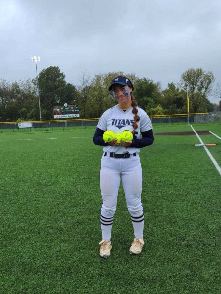 Top Gun Fastpitch tweet media
