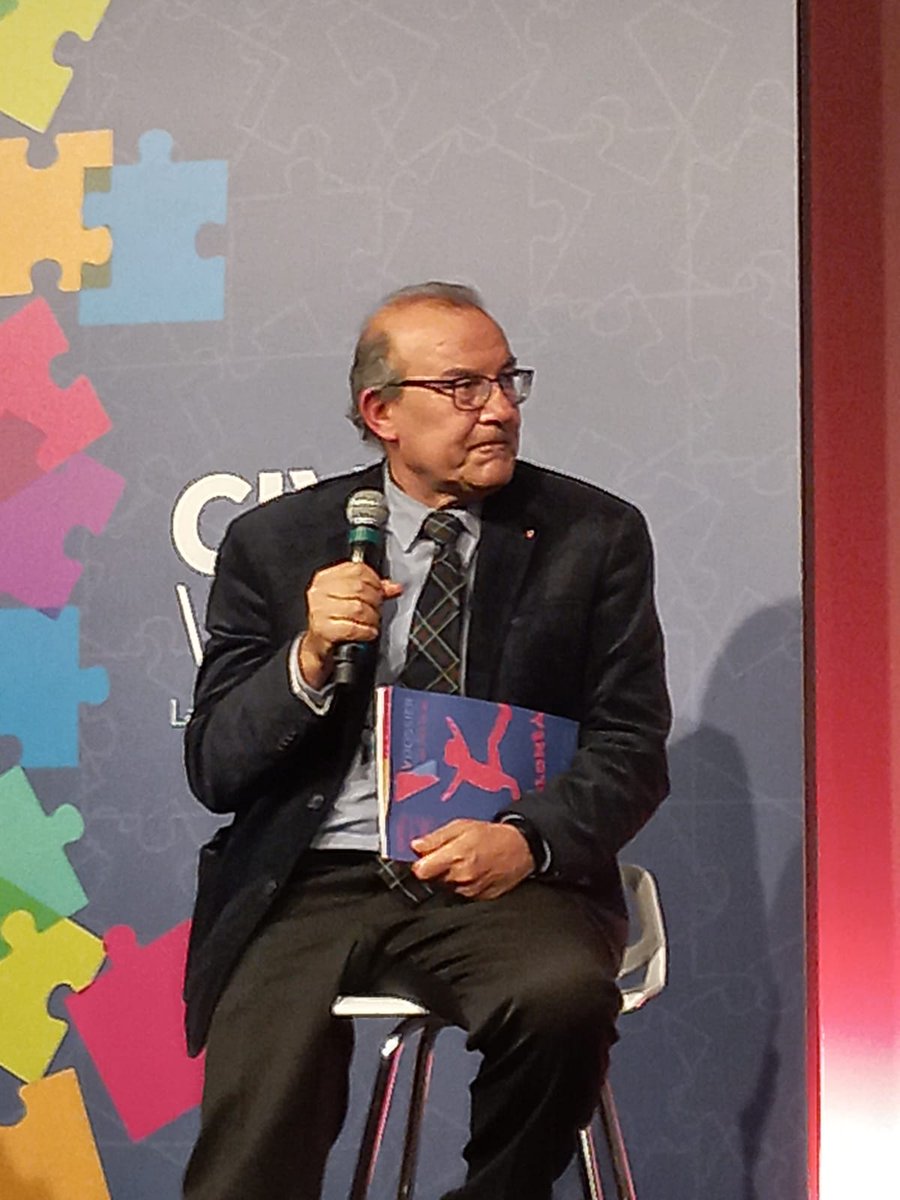 CiesseviMilano's tweet photo. La #pandemia ci ha insegnato che è passata la stagione del competere. Bisogna collaborare. Solo così siamo usciti dalla pandemia.
Andrea Fanzago, Presidente #CSVmilano a #CivilWeekLab https://t.co/NI5d9ad0HX