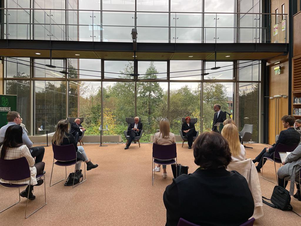 irlembberlin's tweet photo. President Steinmeier &amp; President Higgins visited @UL today and viewed the first German edition of Ulysses, engaged with students on the future of Europe, met with UL Chancellor Mary Harney and then with Mrs. Elke Büdenbender, President Steinmeier tried his hand at some hurling. https://t.co/82Vr9TIsce