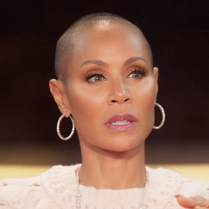 Complex's tweet image. 50 Cent on Jada Pinkett Smith discussing sex life with Will Smith: “Why she keep doing sh*t like this.”

More: bit.ly/3CstQUZ