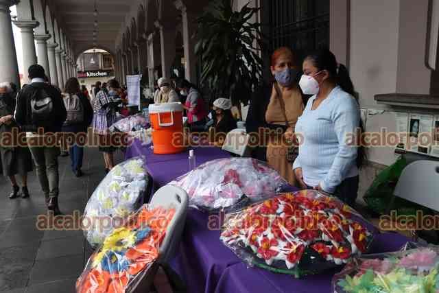 #NoticiasAlCalor 🔥| Empoderan a xalapeñas; las capacitan para emprender sus negocios. <a href="/Mujeres_Xalapa/">Inst. Mujeres Xalapa</a> destacó apoyo con recursos federales para 109 capitalinas.
bit.ly/3Esg7hp
#ChécaloEnAlCalor